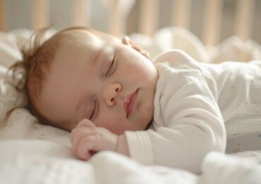 Yenidoğan Bebeklerde Uyku
